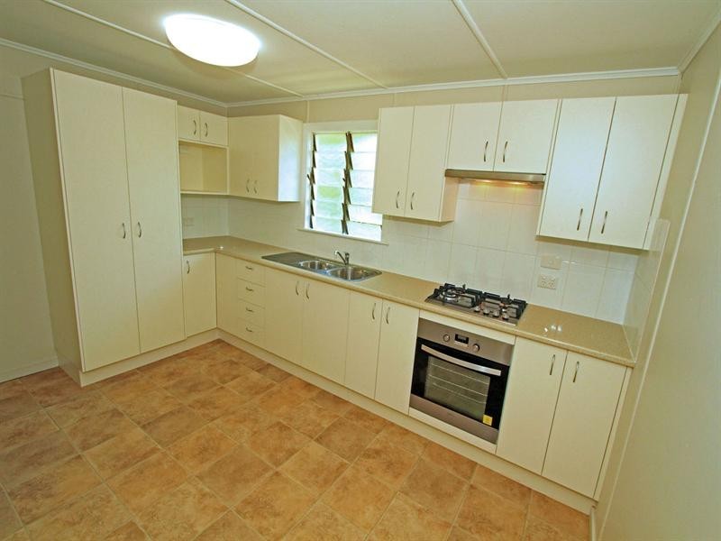 225 Peter Street, Berserker QLD 4701