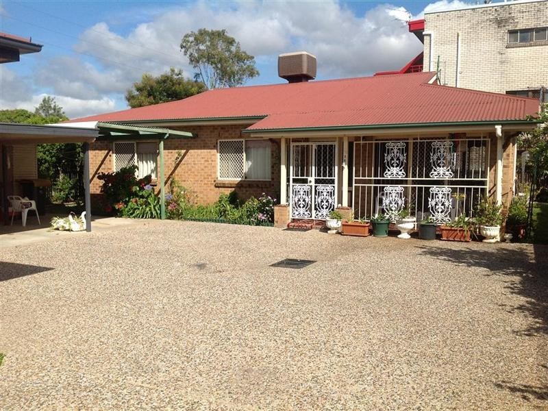 2/66 Archer Street, Rockhampton City QLD 4700