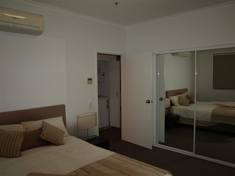 1201/102 Victoria Parade, Rockhampton City QLD 4700