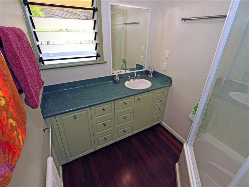 17 Reaney Street, Berserker QLD 4701