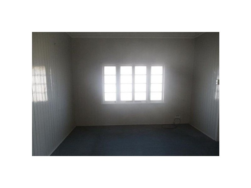 163 High Street, Berserker QLD 4701