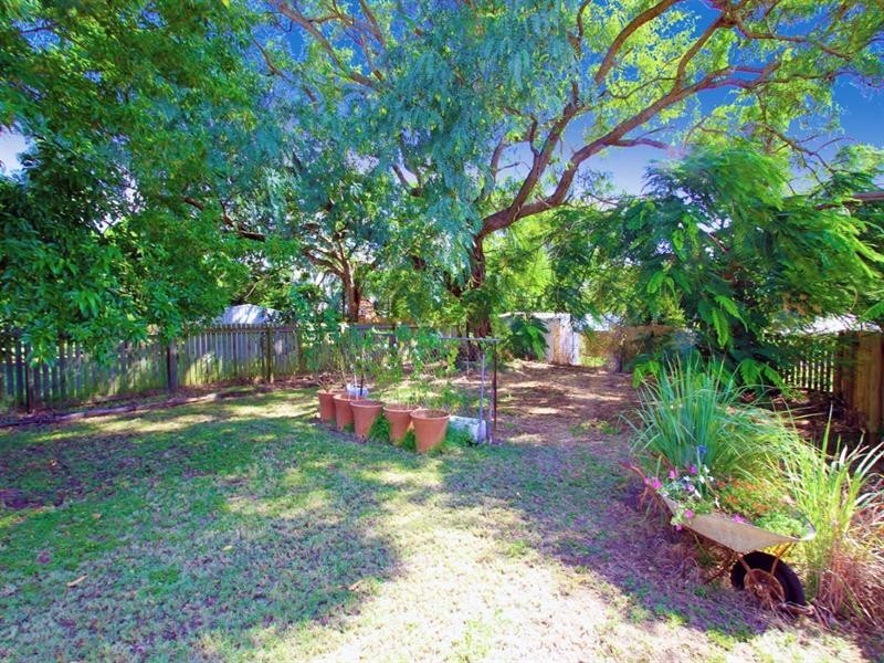 339 Salamanca Street, Frenchville QLD 4701