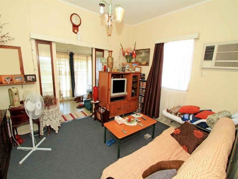 339 Salamanca Street, Frenchville QLD 4701