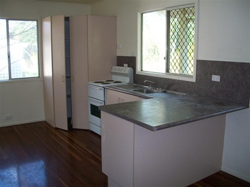 276 Elphinstone Street, Koongal QLD 4701