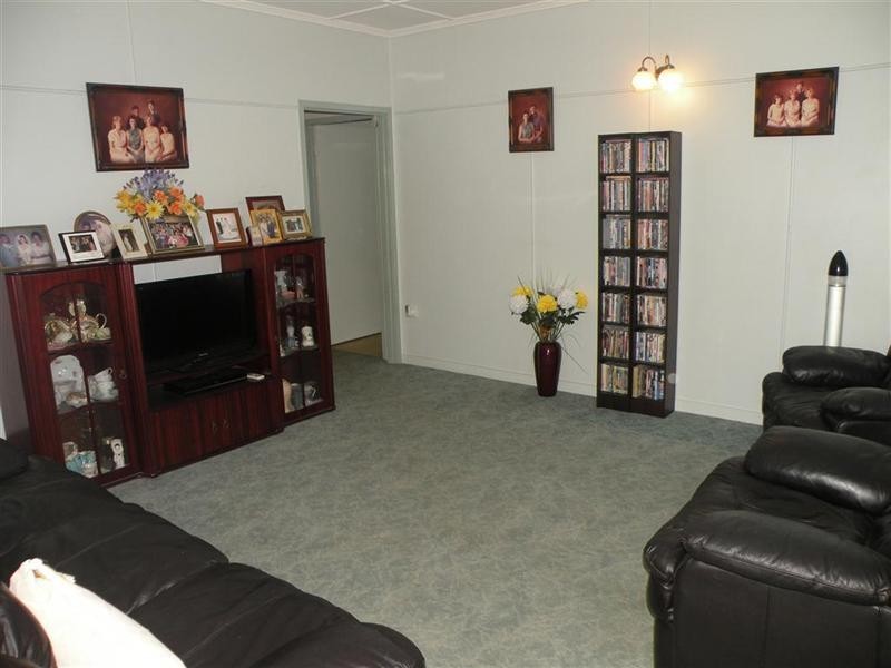 7 Ingram Street, Park Avenue QLD 4701