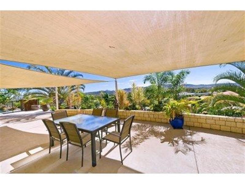 30 Mark Acton Close, Rockyview QLD 4701