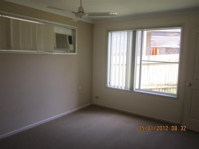 25 Van Haeren Street, Kawana QLD 4701