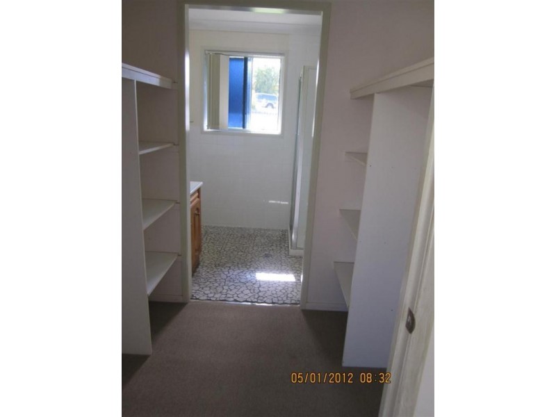 25 Van Haeren Street, Kawana QLD 4701