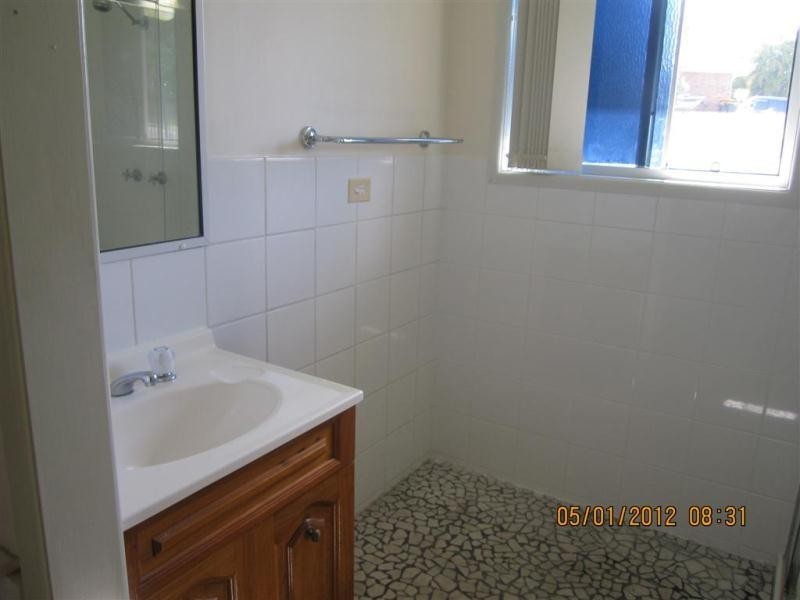 25 Van Haeren Street, Kawana QLD 4701