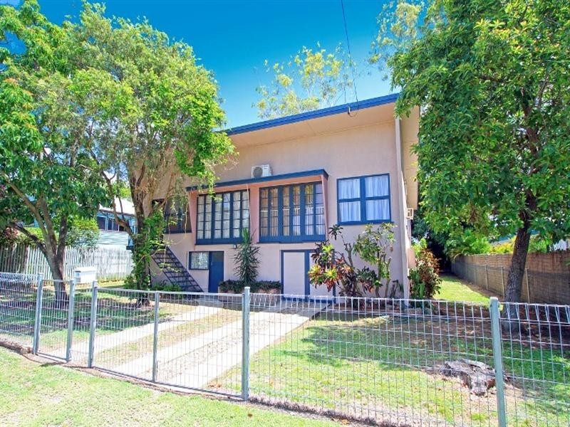 19 Elphinstone Street, Berserker QLD 4701