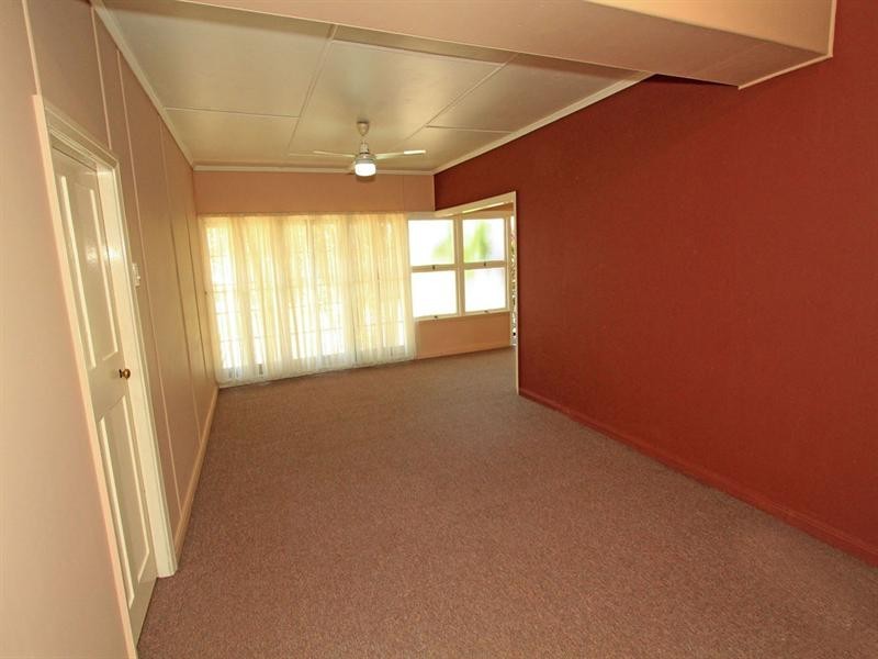 19 Elphinstone Street, Berserker QLD 4701