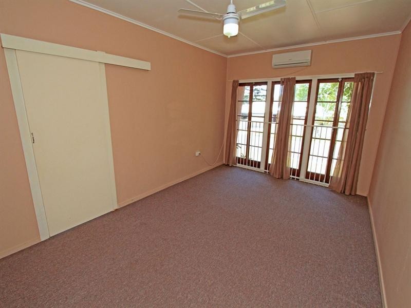 19 Elphinstone Street, Berserker QLD 4701