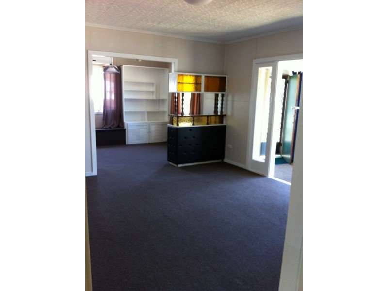 401 Dean Street, Frenchville QLD 4701