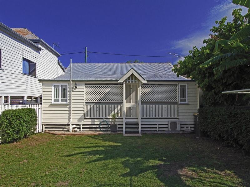 12 Weinholt Street, Allenstown QLD 4700