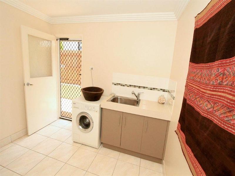 10 Treefern Terrace, Frenchville QLD 4701