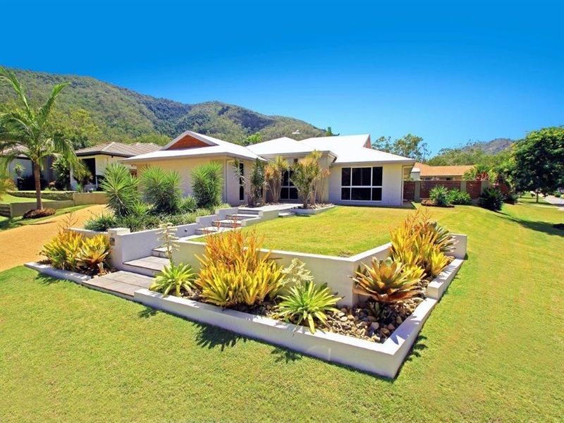 10 Treefern Terrace, Frenchville QLD 4701