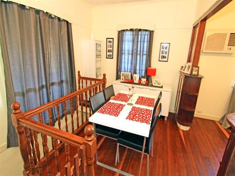 20 Taylor Street, Park Avenue QLD 4701