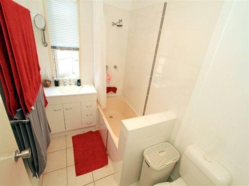 20 Taylor Street, Park Avenue QLD 4701