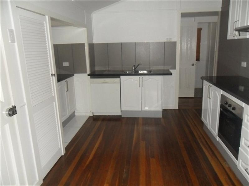 362 Salamanca Street, Berserker QLD 4701
