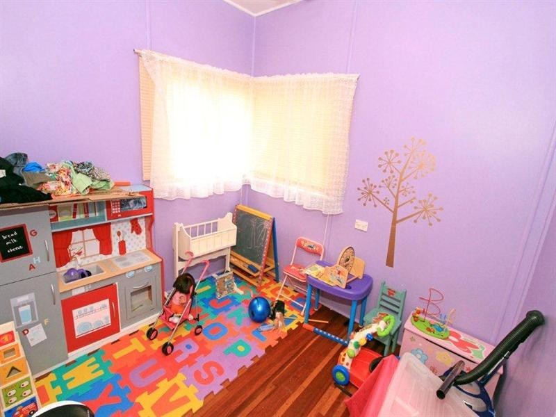 102 Connor Street, Koongal QLD 4701