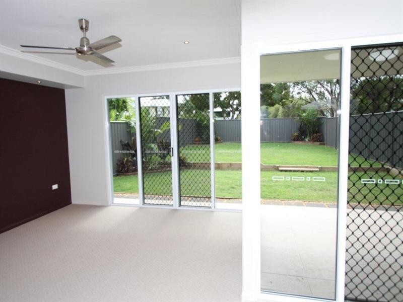 163 Elphinstone Street, Berserker QLD 4701