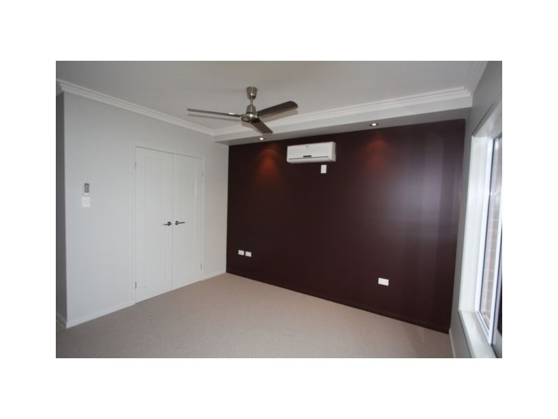 163 Elphinstone Street, Berserker QLD 4701