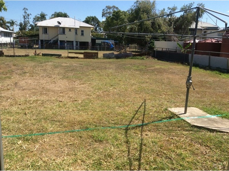 5 Face Street, Park Avenue QLD 4701