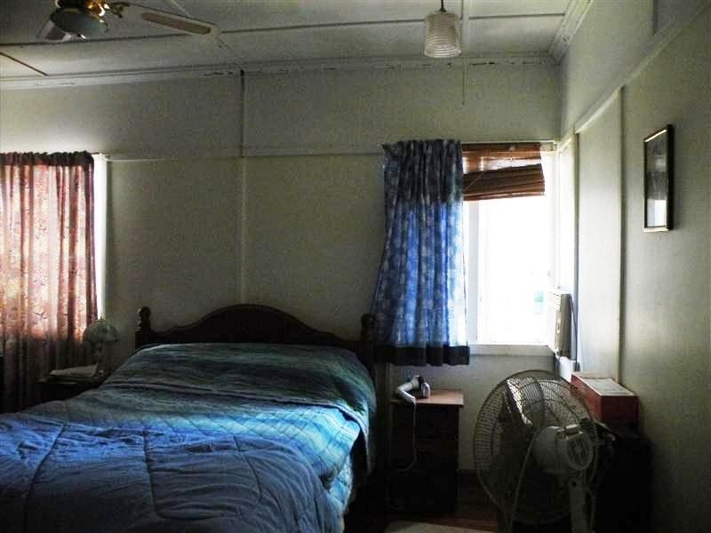 11 Bourke Street, Park Avenue QLD 4701