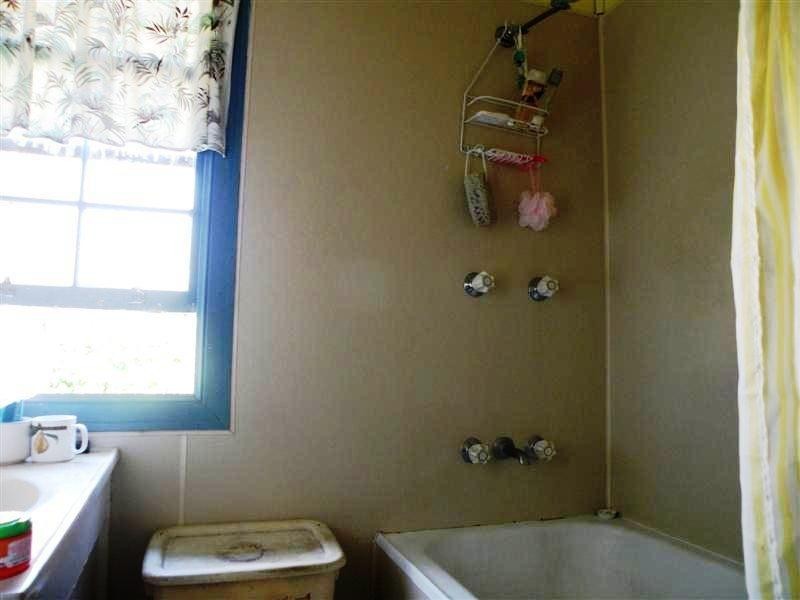 11 Bourke Street, Park Avenue QLD 4701