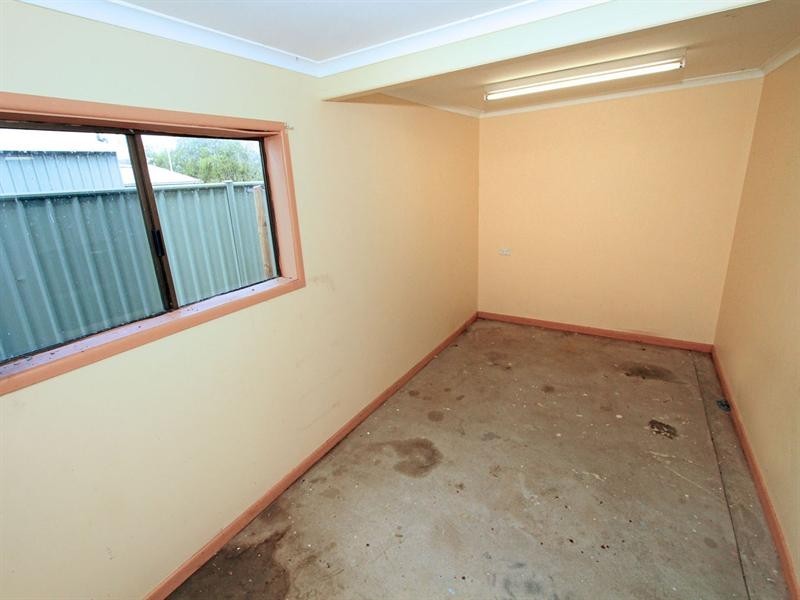 4 Buckle Street, Park Avenue QLD 4701