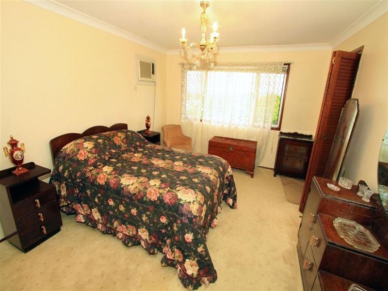 11 Lennox Street, The Range QLD 4700