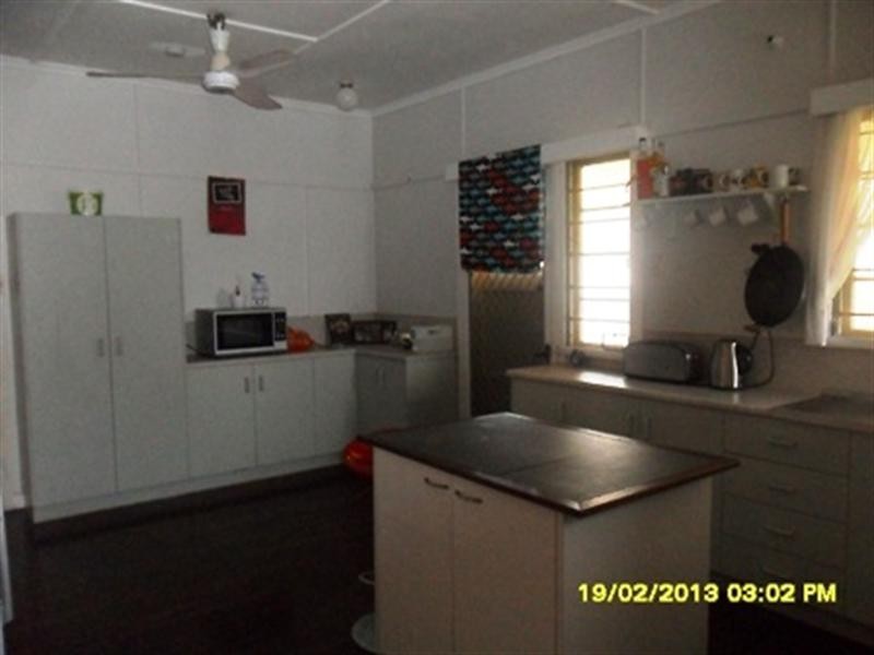 162 Simpson Street, Berserker QLD 4701