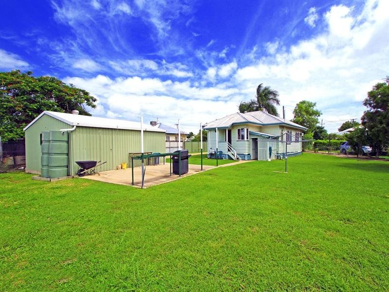 18 Wilmington Street, Kawana QLD 4701