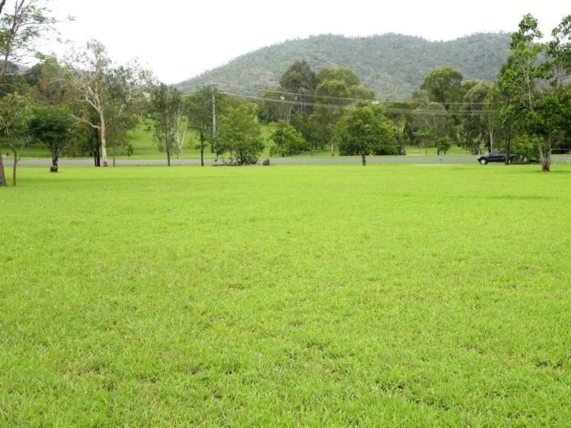 15 Bunya Road, Rockyview QLD 4701