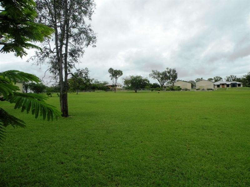 15 Bunya Road, Rockyview QLD 4701