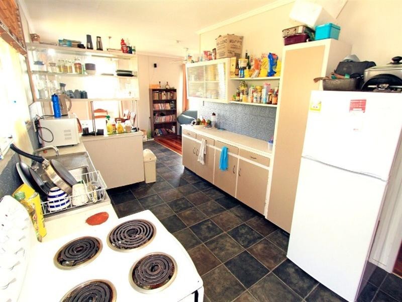 409 Dean Street, Frenchville QLD 4701