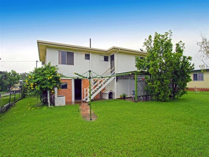 120 Menzies Street, Park Avenue QLD 4701