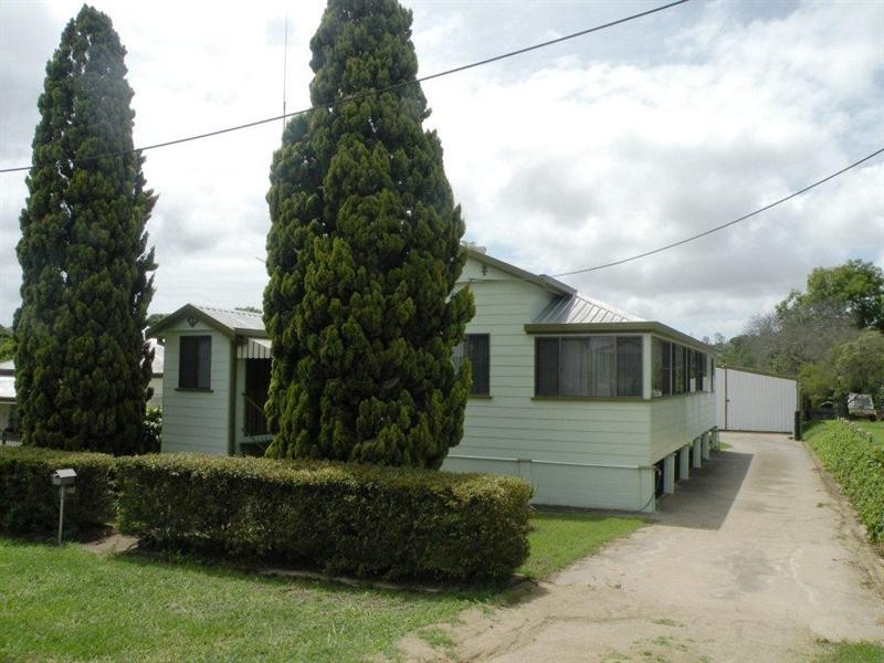 27 Gordon Street, Mount Morgan QLD 4714