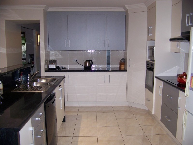 5 Candlebark Court, Frenchville QLD 4701