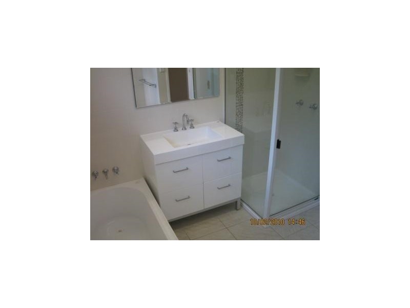 15 Bertram Street, Park Avenue QLD 4701