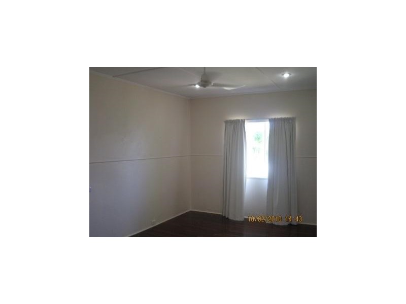 15 Bertram Street, Park Avenue QLD 4701