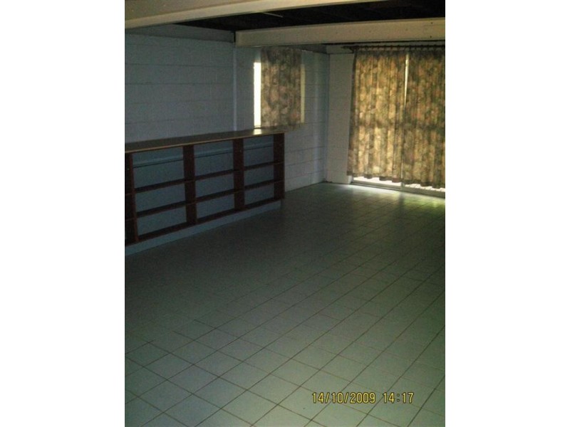 24 Hardy Avenue, Park Avenue QLD 4701