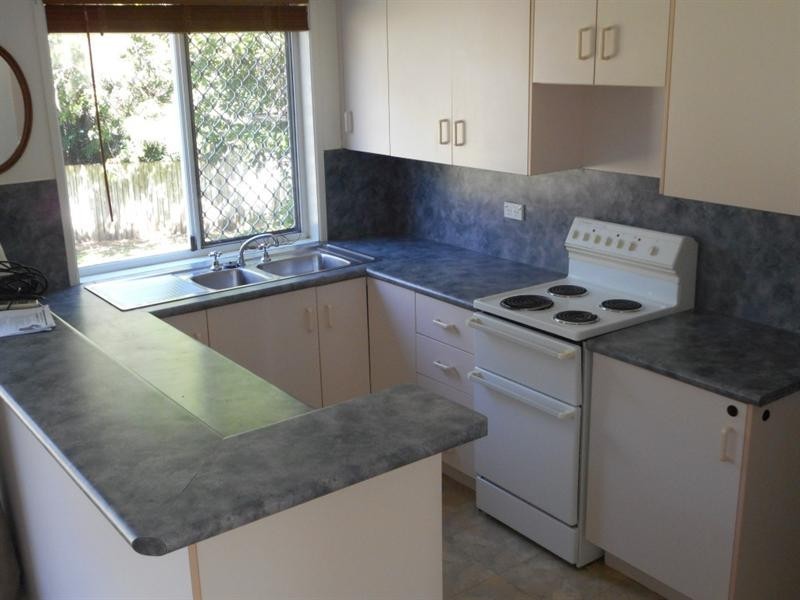 8/374 Limpus Street, Frenchville QLD 4701