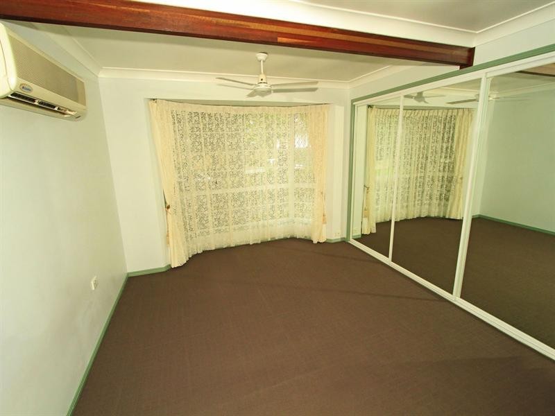 77 Spencer Street, The Range QLD 4700