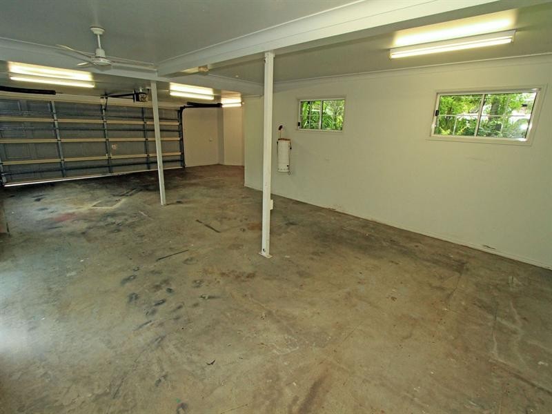 77 Spencer Street, The Range QLD 4700