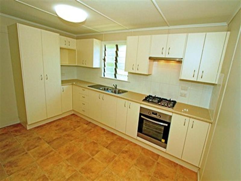 225 Peter Street, Berserker QLD 4701