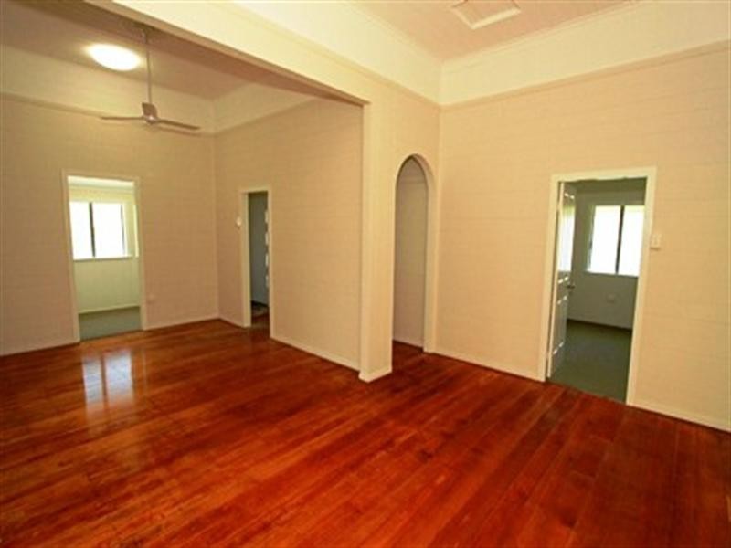 225 Peter Street, Berserker QLD 4701