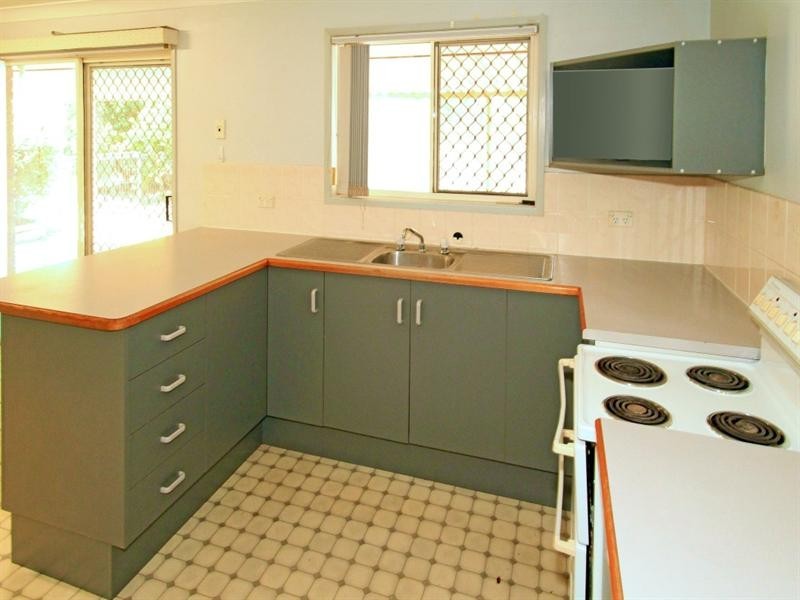 18 Deakin Close, Gracemere QLD 4702