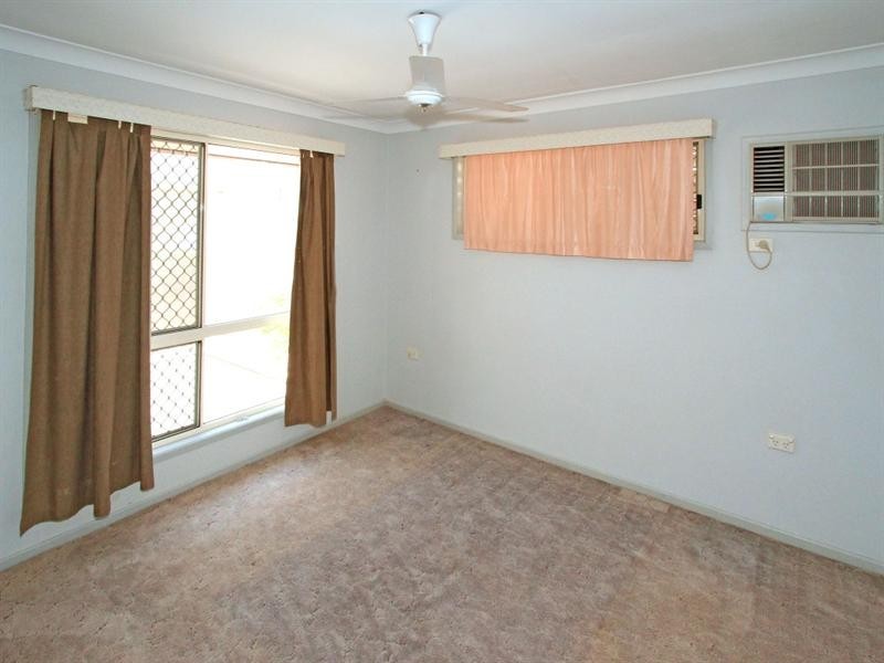 18 Deakin Close, Gracemere QLD 4702