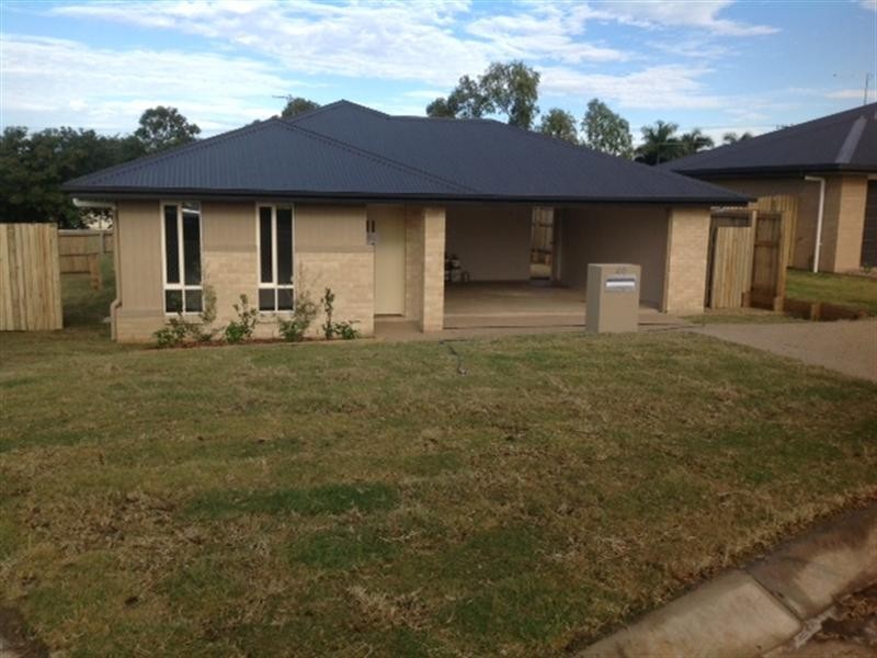 40 Govind Crescent, Gracemere QLD 4702